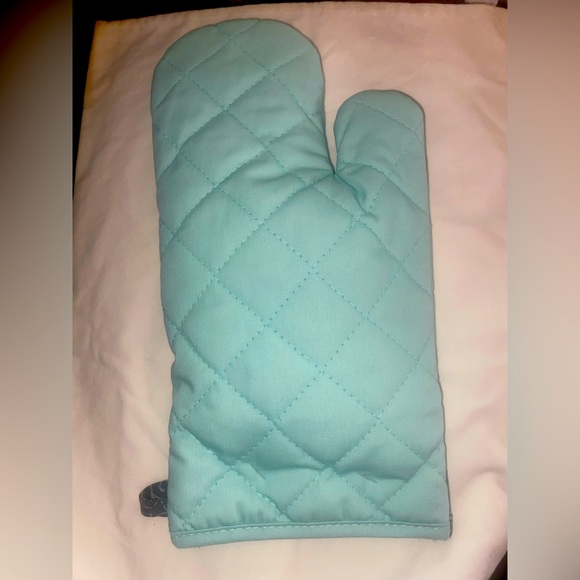 COFFEE UNTIL COCKTAILS Oven Mitt With Cinnamon Sugar Cookie Mix - Picture 4 of 11